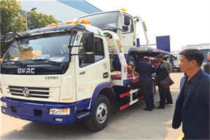 黄岩区汽车道路救援拖车价格